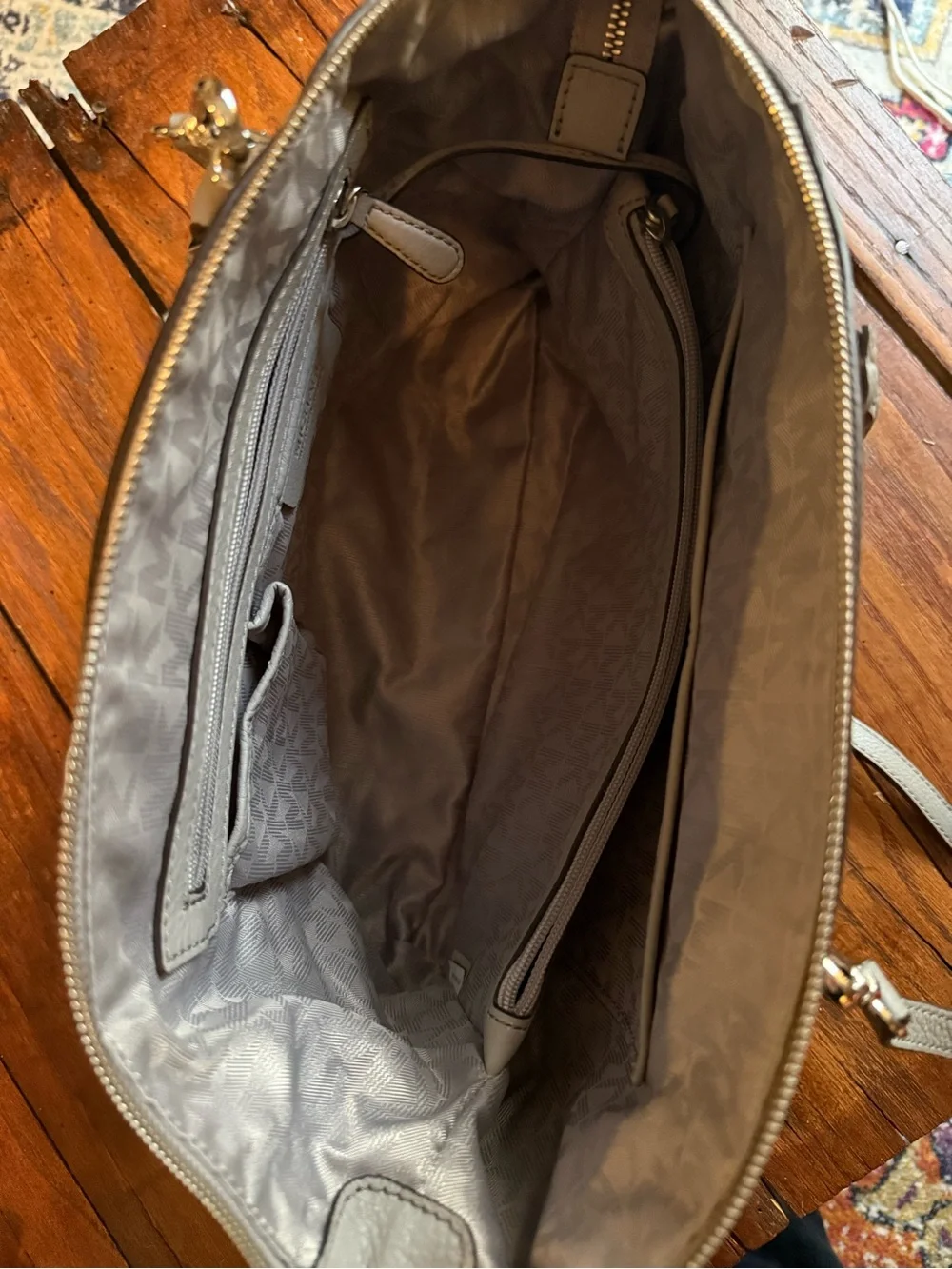 Michael Kors Riley (Pearl Grey) Leather Satchel with Shoulder Strap